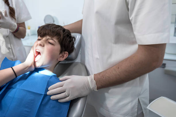 Best Emergency Wisdom Teeth Removal in Knoxvle, IL